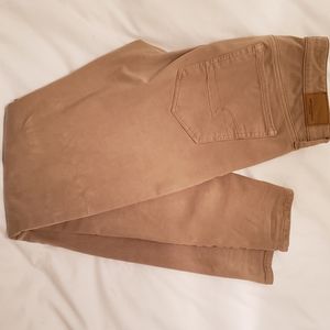 American Eagle High-Rise Jegging